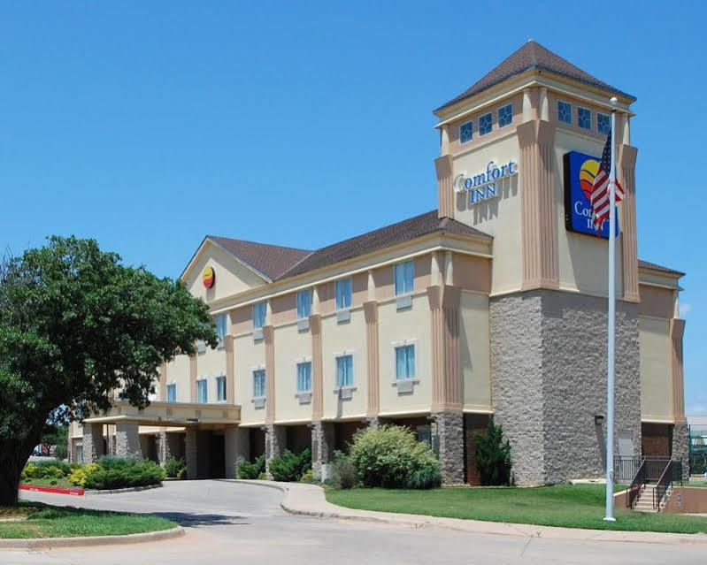 Comfort Inn At Northwest Expressway Оклахома-Сити Экстерьер фото